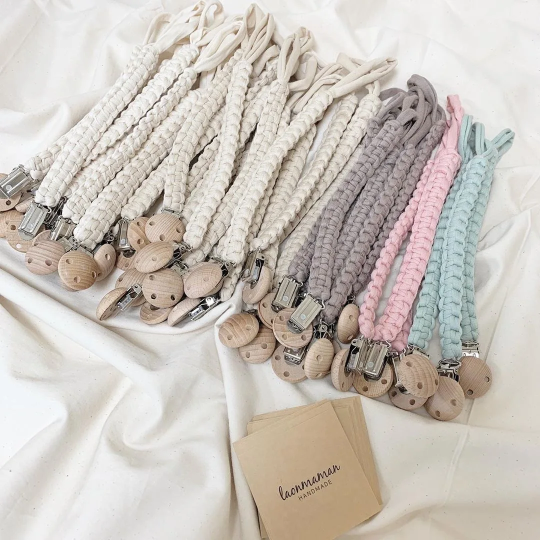 Cho Em Bé Kẹp Dây Chuyền Vòng  - đánh giá và giá Baby Products Nipples