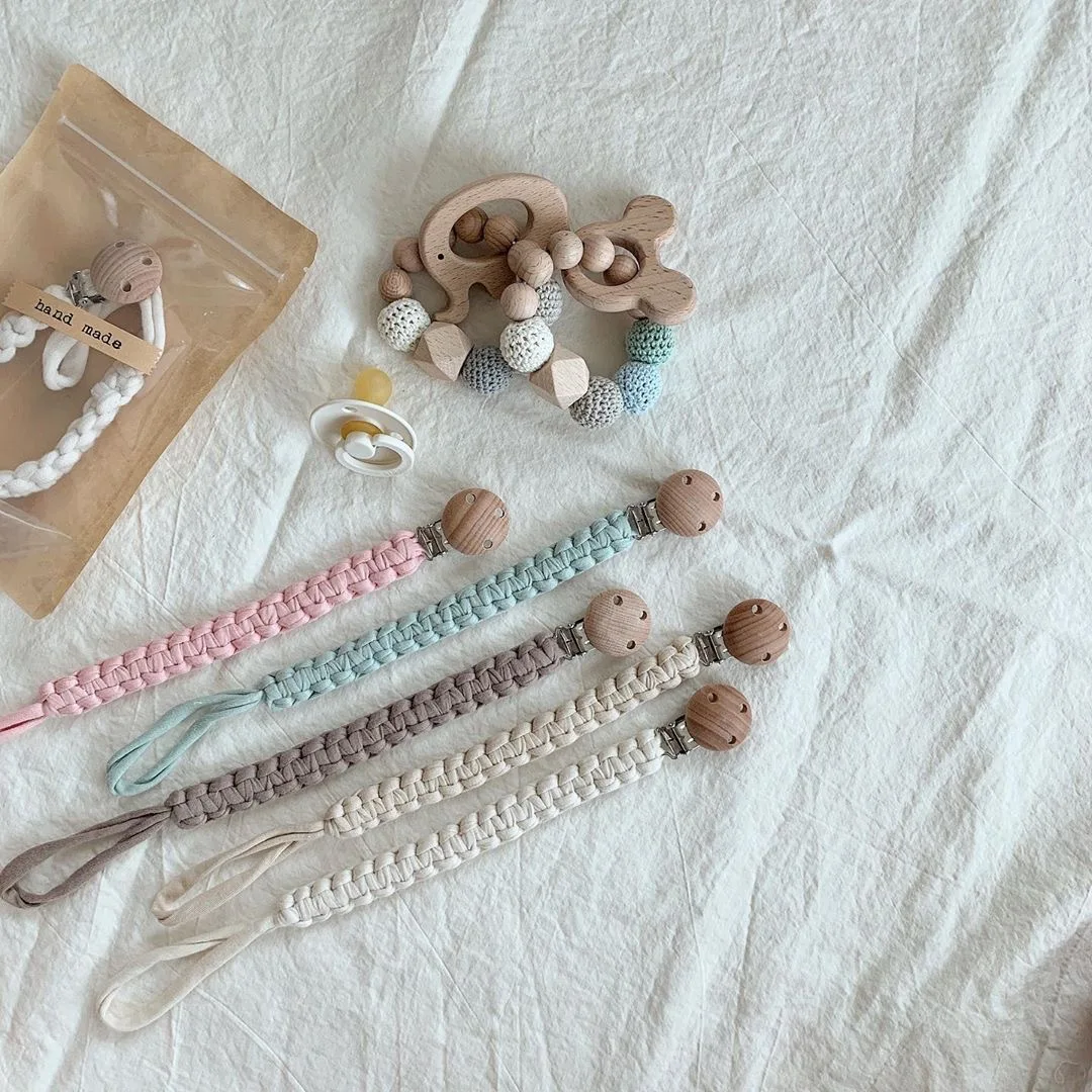 Cho Em Bé Kẹp Dây Chuyền Vòng  - đánh giá và giá Baby Products Nipples